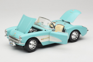 Chevrolet Corvette C1 Moder & Bel Bburago 1:18 3024-M2 Kovina – slika 2 od 8
