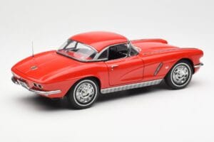 Chevrolet Corvette C1 Kabriolet Roman Rdeč AUTOart 1:18 71102 Kovina – slika 3 od 8