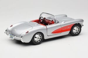 Chevrolet Corvette C1 Srebrna Bburago 1:18 3034 Kovina – slika 3 od 8