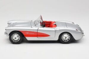 Chevrolet Corvette C1 Srebrna Bburago 1:18 3034 Kovina – slika 4 od 8