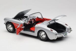 Chevrolet Corvette C1 Srebrna Bburago 1:18 3034 Kovina – slika 5 od 8