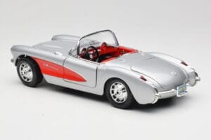 Chevrolet Corvette C1 Srebrna Bburago 1:18 3034 Kovina – slika 7 od 8