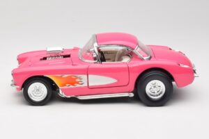 Chevrolet Corvette C1 Gasser Roza Road Legends 1:18 92019-R1 Kovina – slika 4 od 8