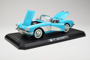 Chevrolet Corvette C1 Hard Top Modra Solido 1:12 1202-M1 Kovina – slika 2 od 8