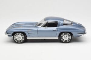 Chevrolet Corvette C2 Modrošiv Metalik AUTOart 1:18 71182 Kovina – slika 4 od 8