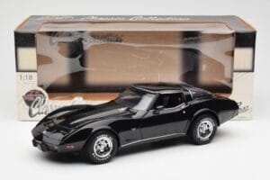 Chevrolet Corvette C3 Črn UT Models 1:18 21071 Kovina – slika 8 od 8