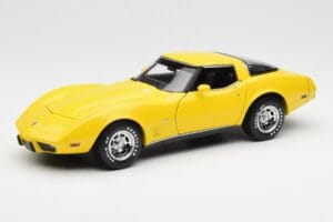 Chevrolet Corvette C3 Rumen UT Models 1:18 21074 Kovina