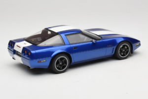 Chevrolet Corvette C4 Grand Sport Admiral Blue GT Spirit 1:18 GT538 Smola – slika 2 od 6