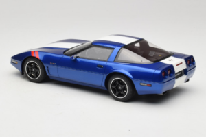 Chevrolet Corvette C4 Grand Sport Admiral Blue GT Spirit 1:18 GT538 Smola – slika 5 od 6