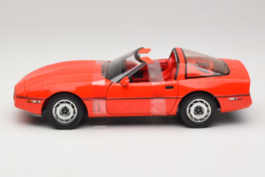 Chevrolet Corvette C4 Larry Sellers Big Lebowski Movie Car GreenLight 1:18 13533 Kovina – slika 3 od 6