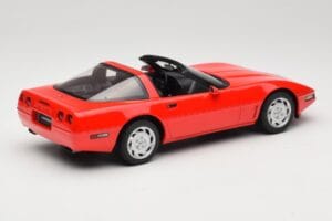Chevrolet Corvette C4 Torch Red GT Spirit 1:18 GT537 Smola – slika 2 od 6