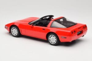 Chevrolet Corvette C4 Torch Red GT Spirit 1:18 GT537 Smola – slika 5 od 6
