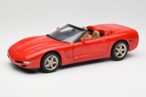 Chevrolet Corvette C5 Kabriolet Rdeč UT Models 1:18 21006 Kovina