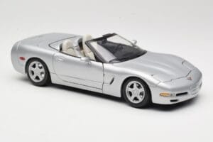 Chevrolet Corvette C5 Kabriolet Srebrn Maisto 1:18 50317 Kovina – slika 6 od 8