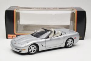 Chevrolet Corvette C5 Kabriolet Srebrn Maisto 1:18 50317 Kovina – slika 8 od 8