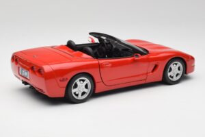 Chevrolet Corvette C5 Kabriolet Torch Rdeč Maisto 1:18 50318 Kovina – slika 3 od 8