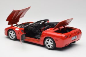 Chevrolet Corvette C5 Kabriolet Torch Rdeč Maisto 1:18 50318 Kovina – slika 5 od 8