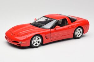 Chevrolet Corvette C5 Rdeč Bburago 1:18 3066 Kovina