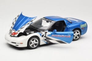 Chevrolet Corvette C5 Pace Car Rolex 24 at Daytona 1999 UT Models 1:18 39944 Kovina – slika 2 od 8