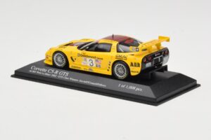 Chevrolet Corvette C5-R #3 R. Fellows / J. O'Connell / O. Gavin ALMS Petit Le Mans 2002 Minichamps 1:43 400021493 Kovina – slika 3 od 4
