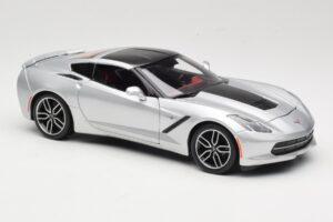 Chevrolet Corvette C7 Srebrna Maisto 1:18 38132 Kovina – slika 6 od 8
