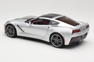Chevrolet Corvette C7 Srebrna Maisto 1:18 38132 Kovina – slika 7 od 8