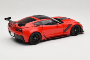 Chevrolet Corvette C7 ZR1 Torch Red IXO 1:18 18RDC243-FO Kovina – slika 3 od 8