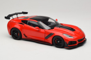 Chevrolet Corvette C7 ZR1 Torch Red IXO 1:18 18RDC243-FO Kovina – slika 6 od 8