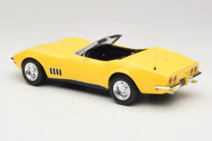 Chevrolet Corvette C3 Kabriolet Daytona Yellow Norev 1:18 189039 Kovina – slika 5 od 6