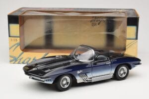 Chevrolet Corvette Mako Shark Temno Moder UT Models 1:18 21061 Kovina – slika 8 od 8
