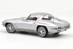 Chevrolet Corvette C2 Sting Ray Sebring Silver Norev 1:18 189052 Kovina – slika 2 od 2