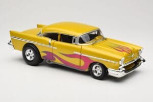 Chevrolet Custom Rumen s Plamenom Hot Wheels 1:18 21356 Kovina – slika 6 od 8