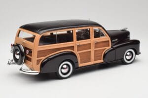 Chevrolet Fleetmaster Woody Črna & Wood Panels Maisto 1:18 43697545B Kovina – slika 3 od 8