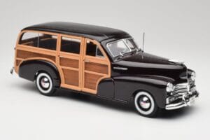 Chevrolet Fleetmaster Woody Črna & Wood Panels Maisto 1:18 43697545B Kovina – slika 6 od 8