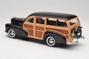 Chevrolet Fleetmaster Woody Črna & Wood Panels Maisto 1:18 43697545B Kovina – slika 7 od 8