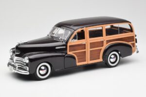 Chevrolet Fleetmaster Woody Rjava Maisto 1:18 36854 Kovina