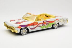 Chevrolet Impala Lowrider White Metallic Hot Wheels 1:18 27635 Kovina