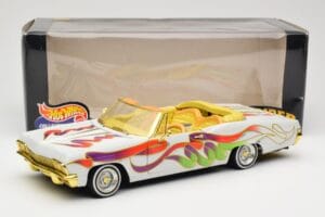 Chevrolet Impala Lowrider White Metallic Hot Wheels 1:18 27635 Kovina – slika 8 od 8