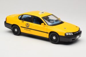 Chevrolet Impala Taxi Maisto 1:18 36617 Kovina – slika 6 od 8