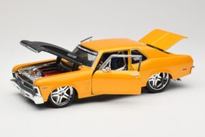 Chevrolet Nova SS Zlat Maisto 1:18 31083 Kovina – slika 2 od 8