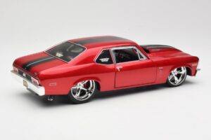Chevrolet Nova SS Coupe Rdeč Maisto 1:18 31083-M1 Kovina – slika 3 od 8