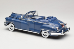 Chrysler New Yorker Modra Signature Models 1:18 CT-68629 Kovina – slika 5 od 6