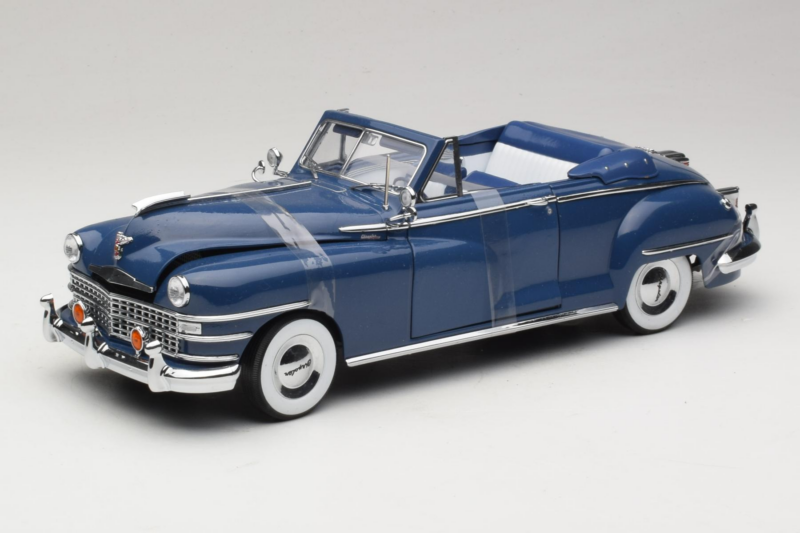 Chrysler New Yorker Modra Signature Models 1:18 CT-68629 Kovina