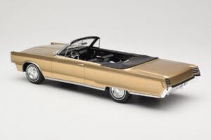 Chrysler Newport Kabriolet Gold Metallic BoS Models 1:18 BOS273 Smola – slika 5 od 6