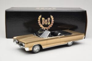 Chrysler Newport Kabriolet Gold Metallic BoS Models 1:18 BOS273 Smola – slika 6 od 6