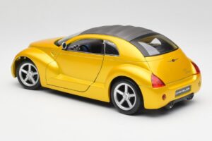 Chrysler Pronto Cruizer Zlat Maisto 1:18 37800 Kovina – slika 7 od 8