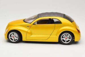 Chrysler Pronto Cruizer Zlata Maisto 1:18 50338 Kovina – slika 4 od 8