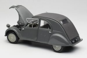 Citroen 2CV A Siv Tchibo 1:18 49418 Kovina – slika 5 od 8