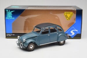 Citroen 2CV Bleu Nuit Solido 1:18 8028 Kovina – slika 6 od 6