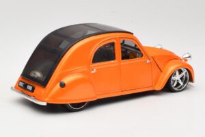 Citroen 2CV Oranžen Maisto 1:18 31321 Kovina – slika 3 od 8